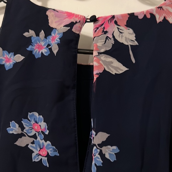 Old Navy floral print sleeveless sheer maxi dress for women. Size M - Picture 5 of 6